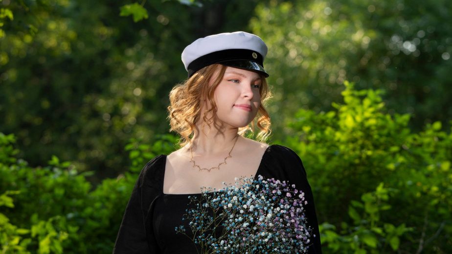 Ylioppilaskuvauksen toteutti Mielikuvittaja Tomi Aho.